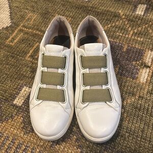 Blackstone Women’s White Leather Slip-On Sneakers, Size 10